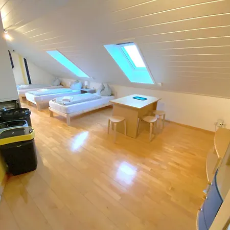 Daire V 4 Personen - Monteurzimmer - - Kronwieden